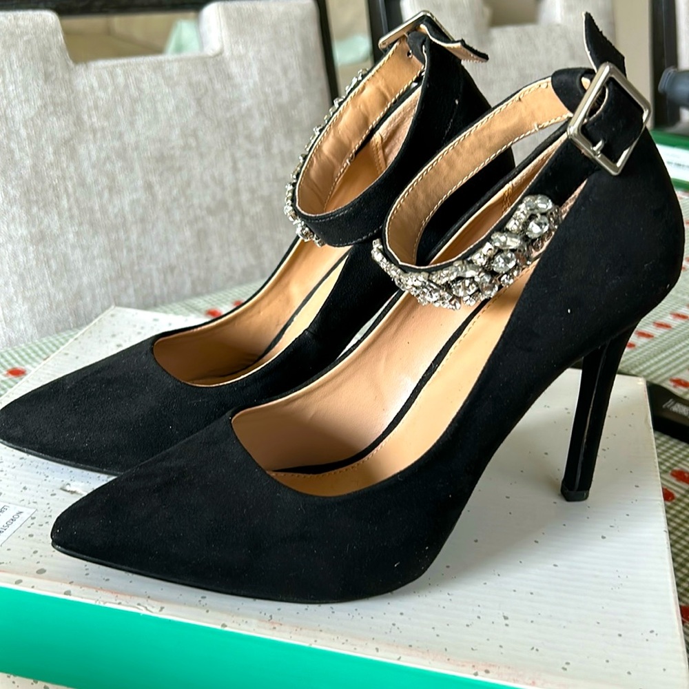 Black Abound Heels